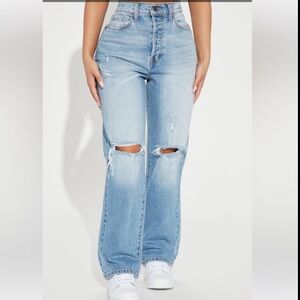 Fashion Nova petite ripped jeans. Size 1 petite. Brand new w/tags